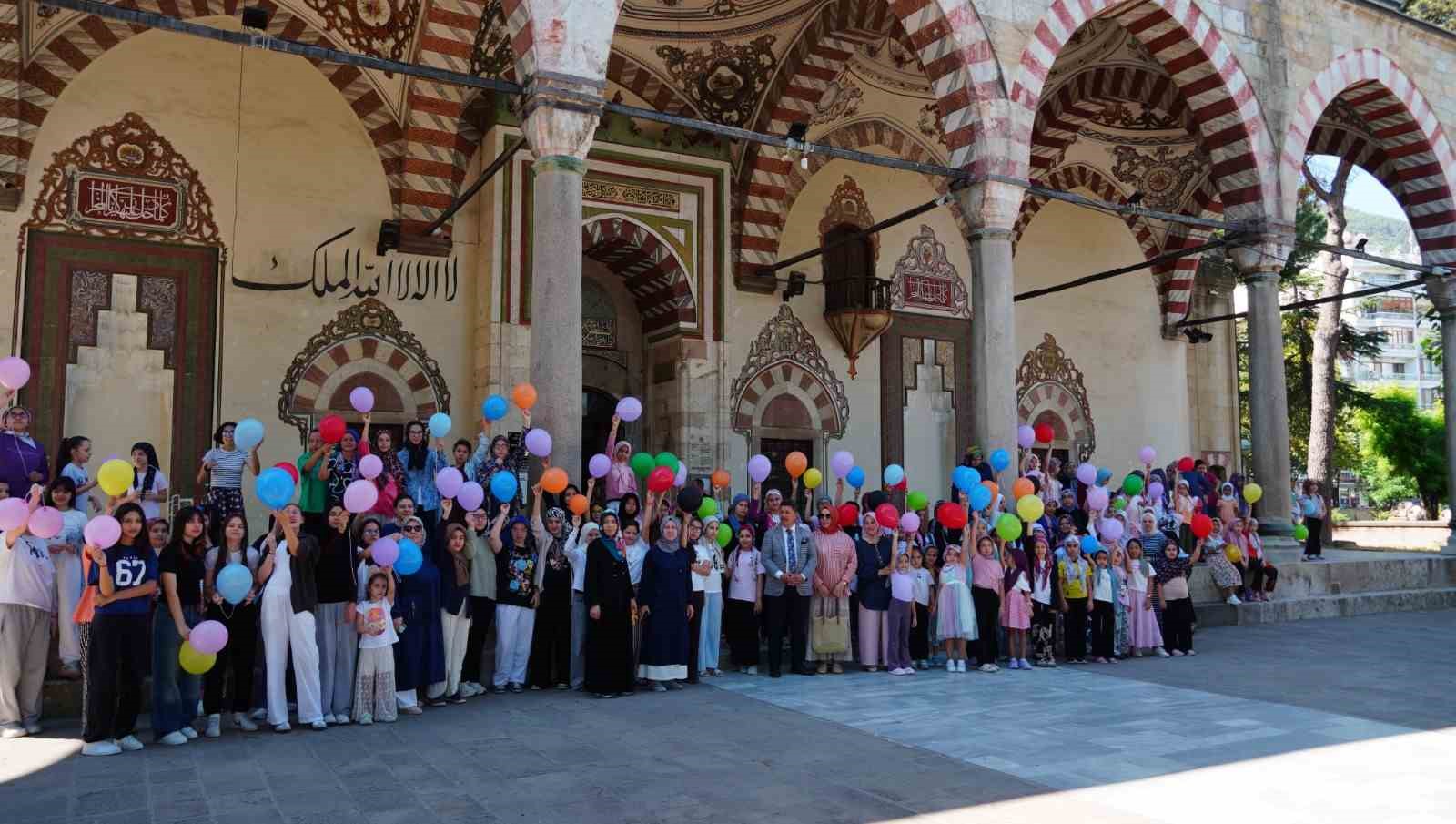 Şehzadeler'de yaz Kur'an kurslarına yoğun ilgi