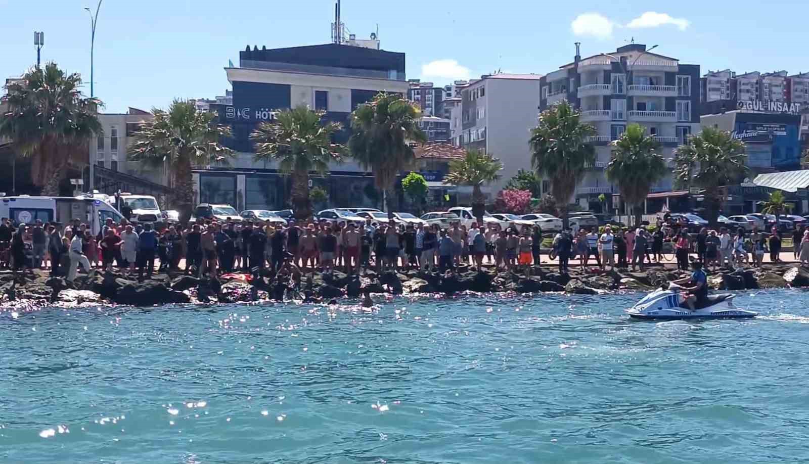 Samsun'da denizde boğulma tehlikesi geçiren kişi hastaneye kaldırıldı: Durumu ağır
