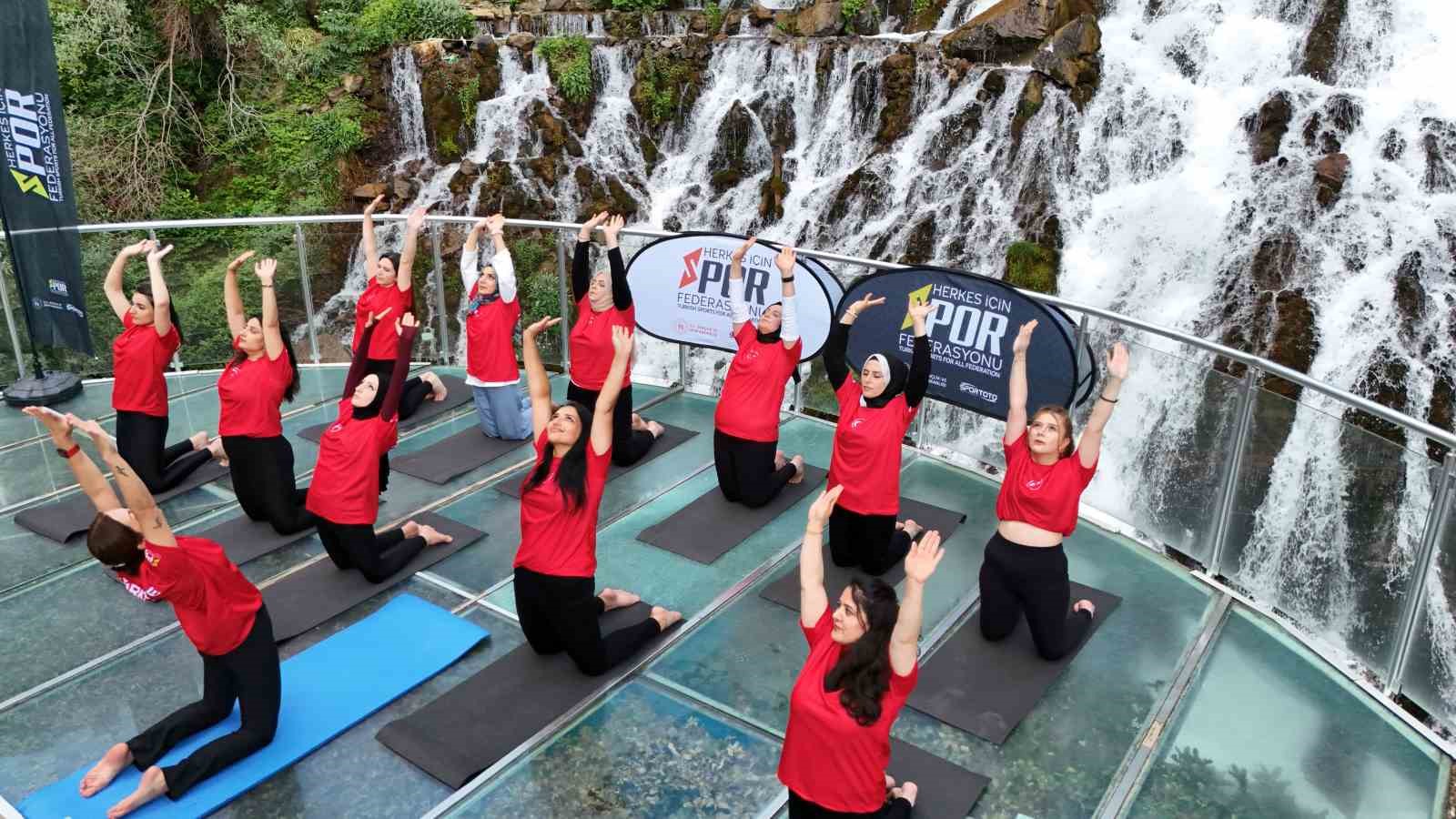 Tomara Şelalesi’nde Dünya Yoga Günü etkinliği