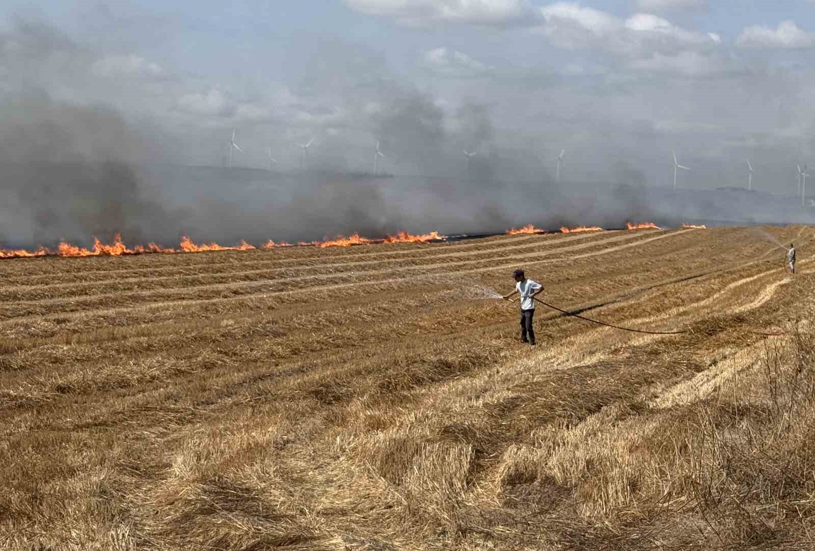İstanbul Valiliği, Silivri’de yangının kontrol altına alındığını açıkladı