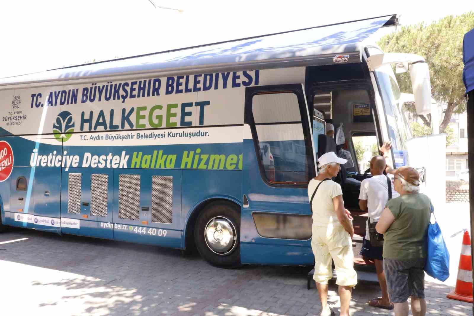 Mobil Halk Ege Et bu kez Güzelçamlı'da vatandaşlarla buluştu