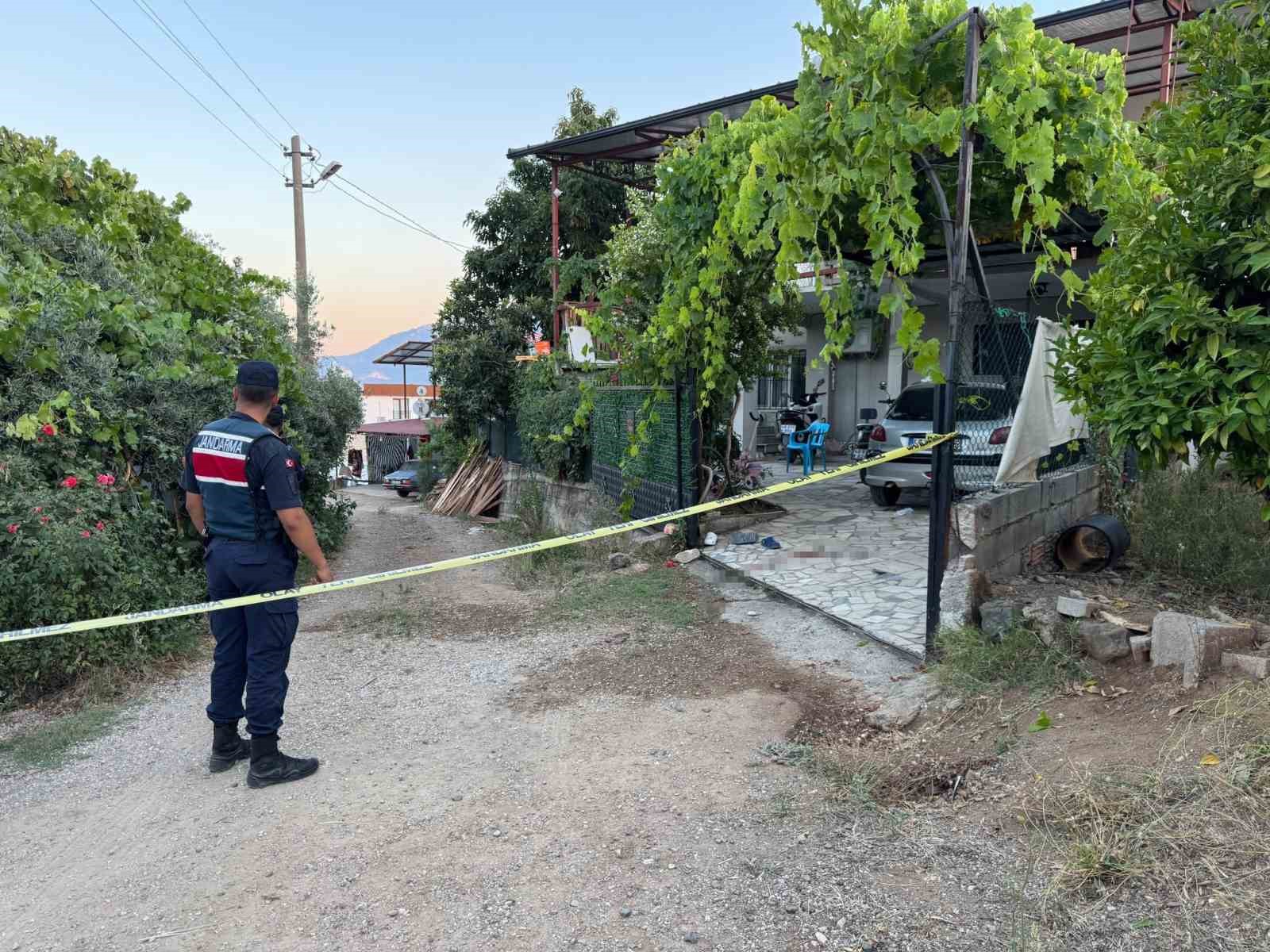 Fethiye’deki komşu dehşeti kamerada