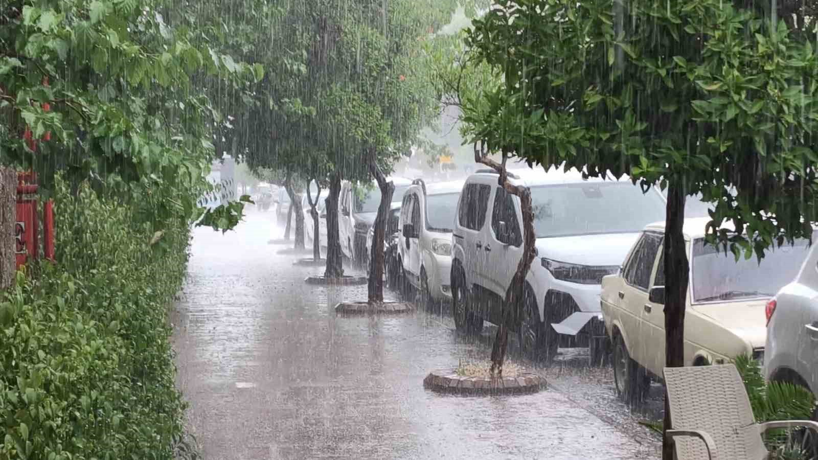 Aydın’ın doğu ilçeleri için kuvvetli yağış uyarısı