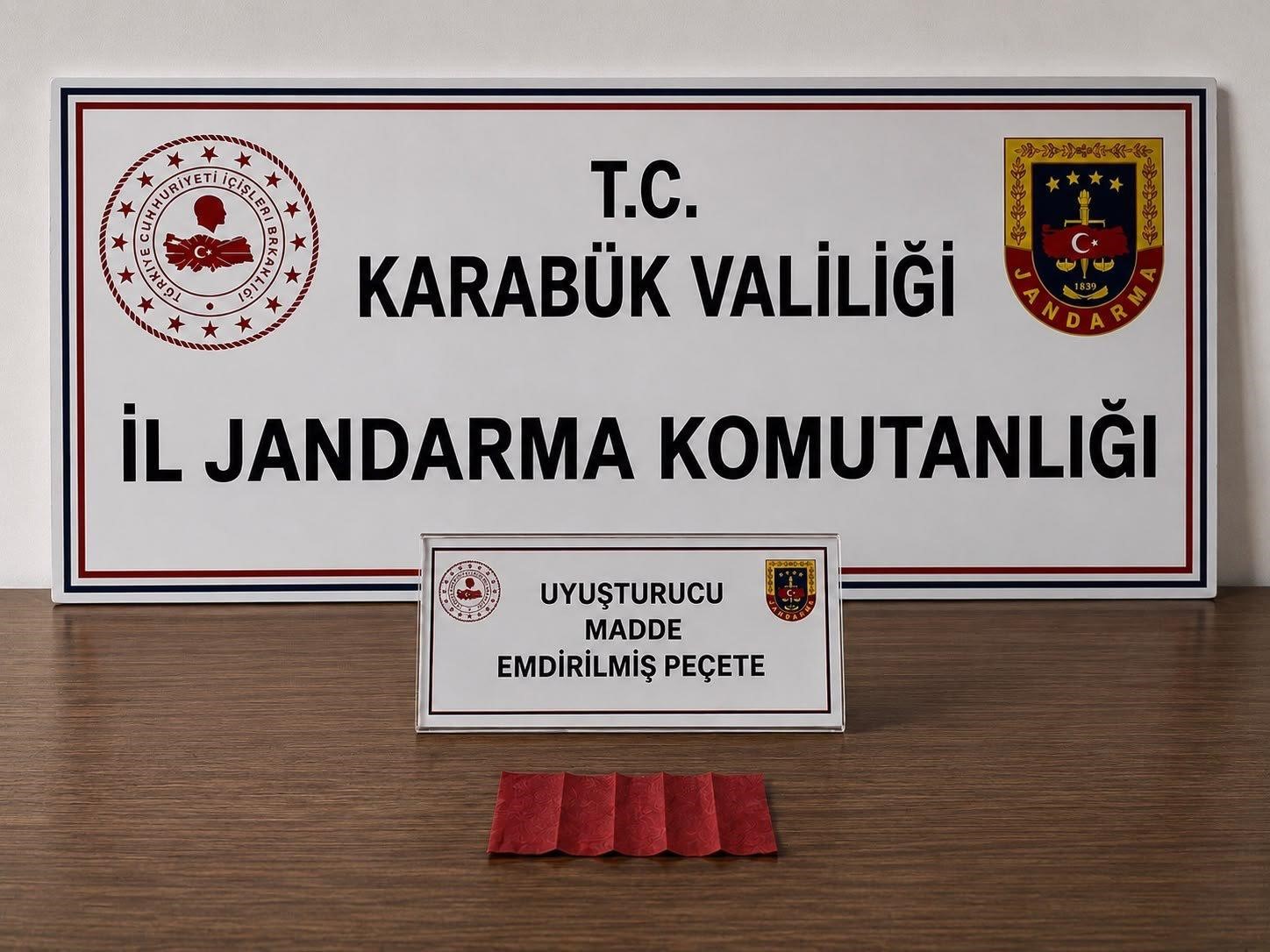 Karabük’te uyuşturucu ve kaçak tütün operasyonu