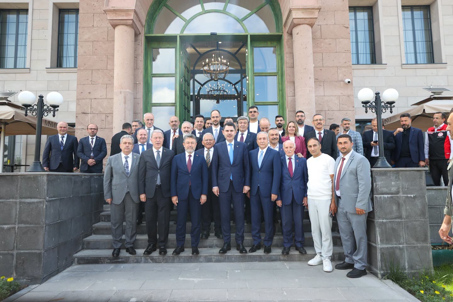 Bakan Kurum ve Yumaklı, Kayseri’nin vizyon projelerini inceledi