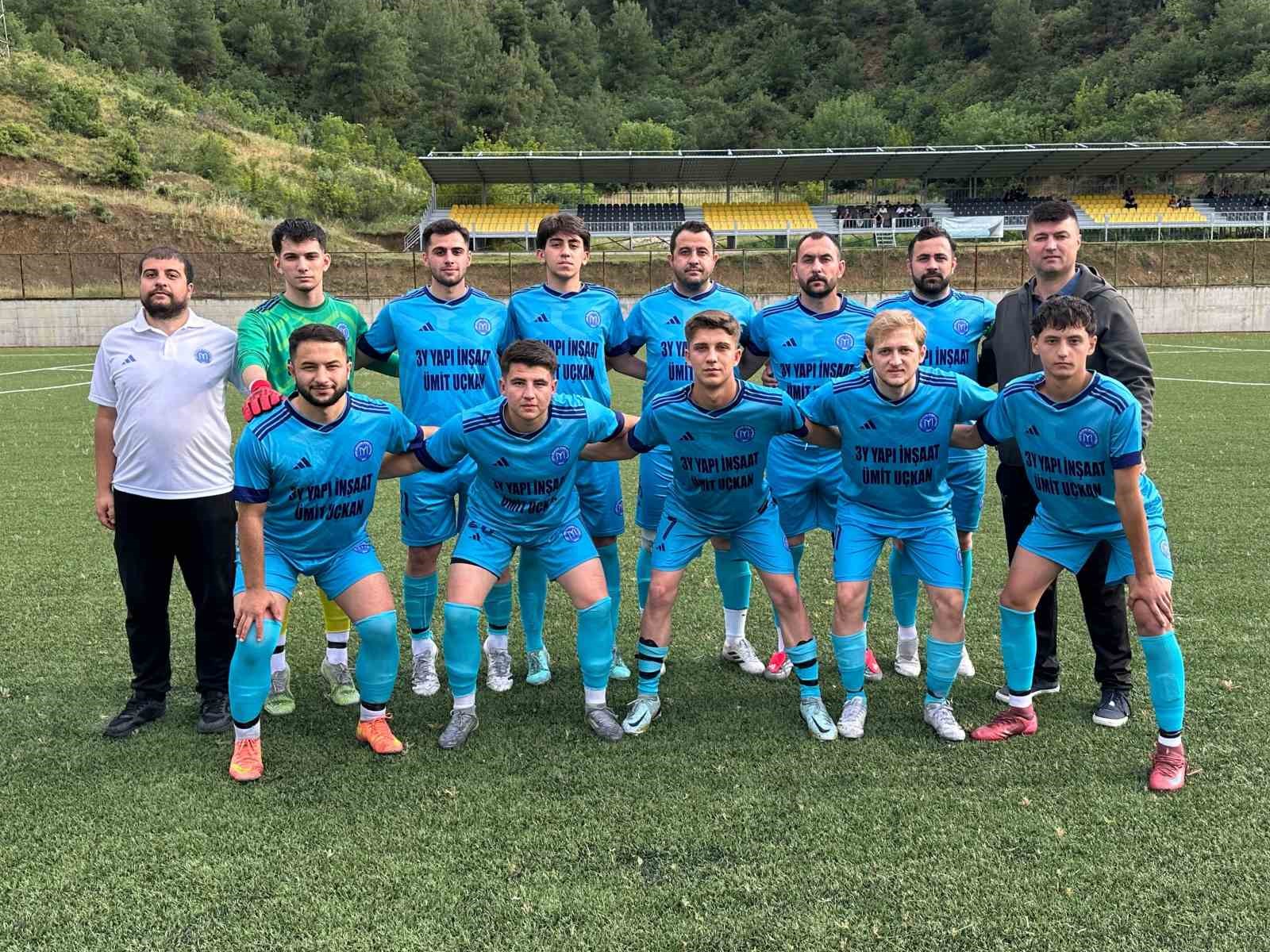 1299 Bilecikspor Kulübü 1. Amatör Lig'e yükseldi