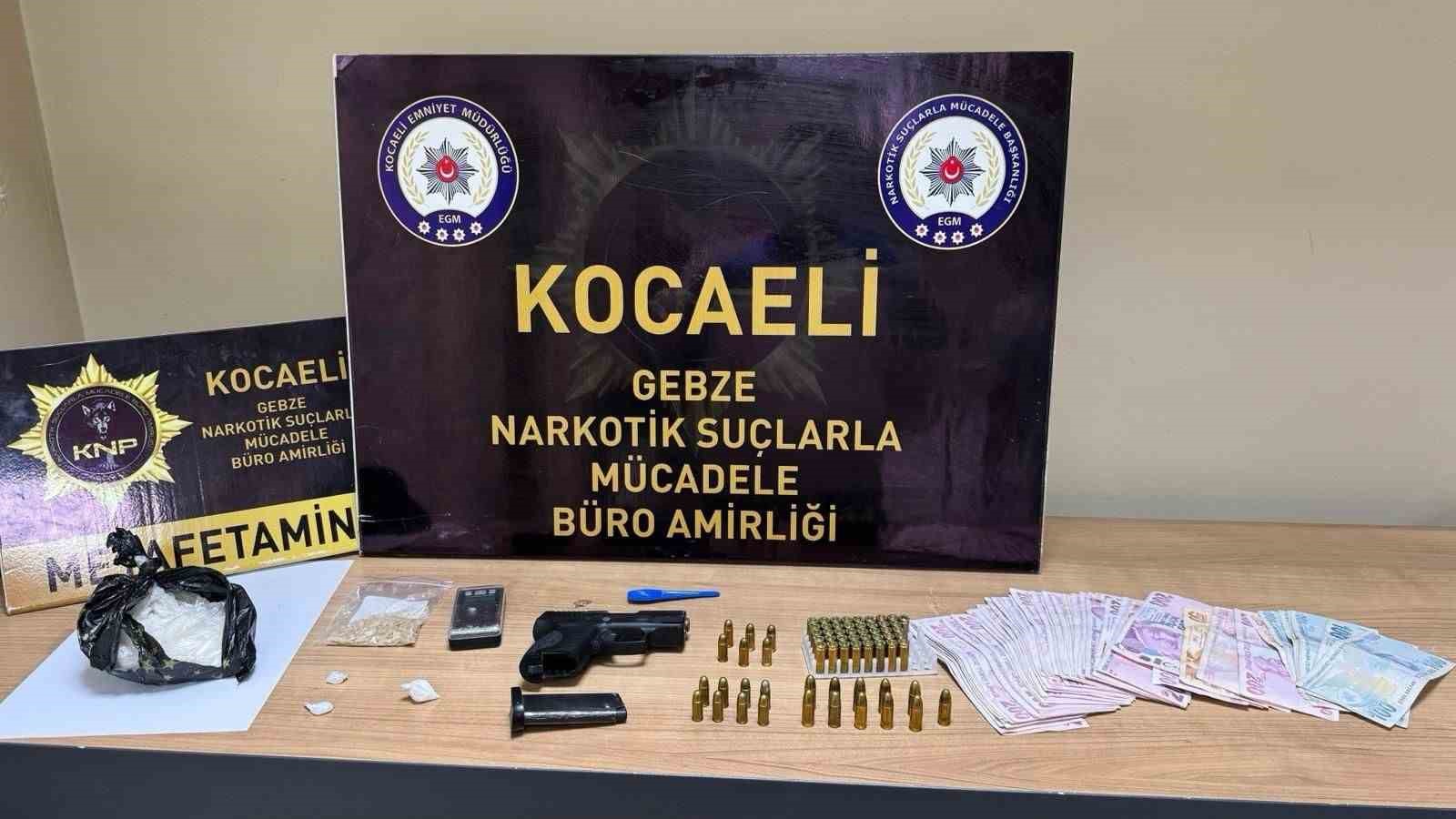 Kocaeli'de uyuşturucu operasyonu: 3 şüpheli tutuklandı