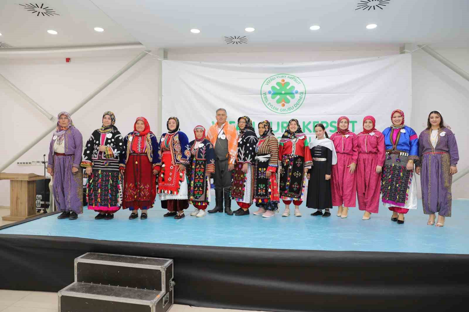 Kepsut’ta "Kadın Eliyle Yaşayan Kültür Festivali" yapıldı