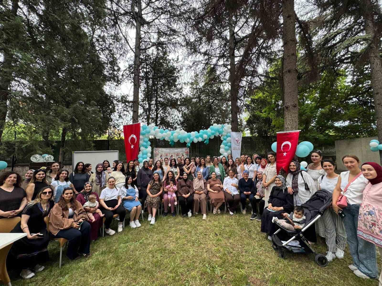 Eskişehir'de 'Ebe-Gebe-Anne-Bebek Buluşması Etkinliği' düzenlendi