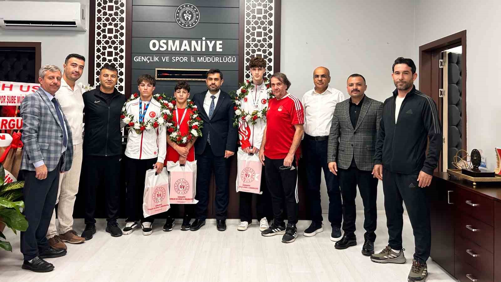 Osmaniyeli sporcular memleketlerinde coşkuyla karşılandı