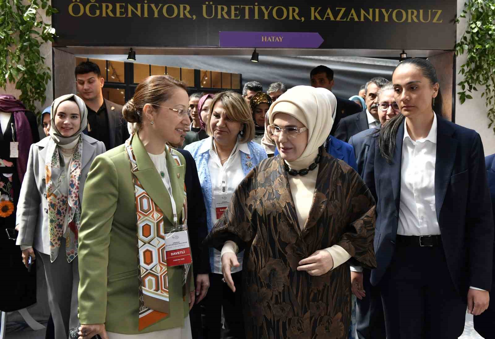 Emine Erdoğan: "Kadınların ekonomik hayata katılması, afet sonrası toparlanma döneminde büyük öneme sahiptir"