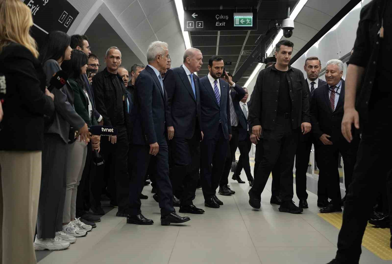 Cumhurbaşkanı Erdoğan: "Yeni metro 31 Temmuz’a kadar ücretsiz"