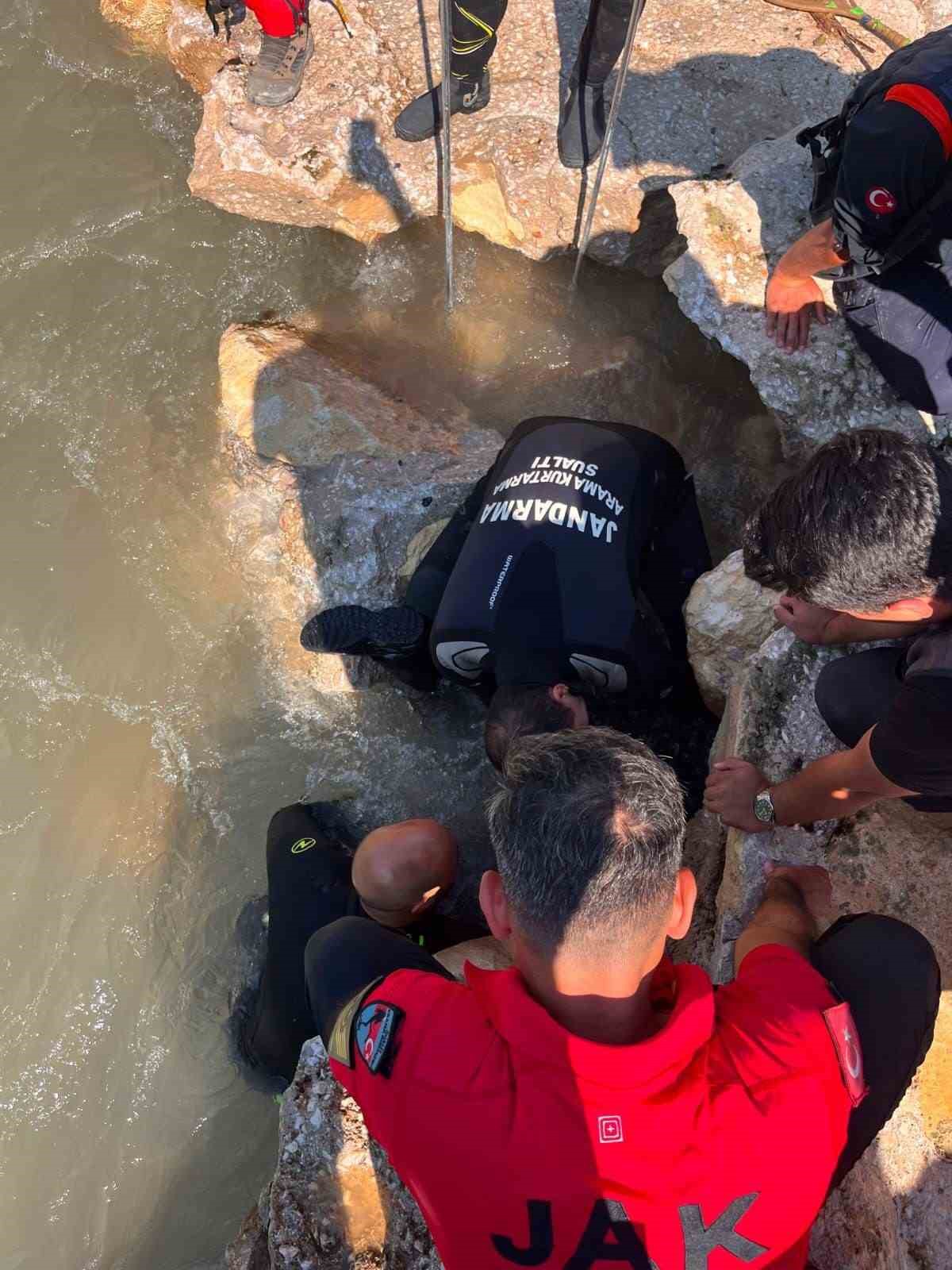 Alara Çayı’nda kaybolan genç için arama çalışmalarında 9. gün