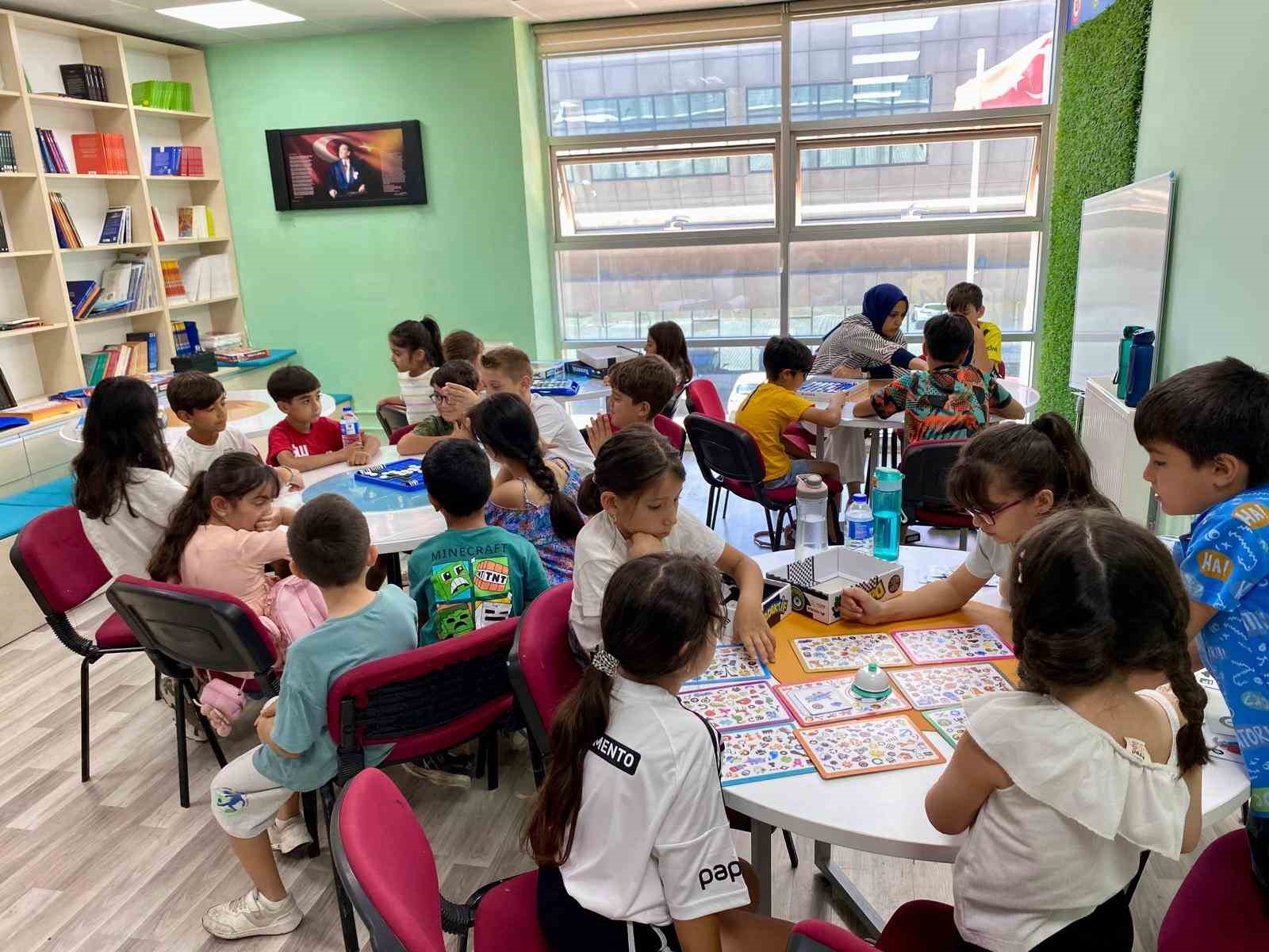 Menteşe'de GSB gençlik yaz kulübü kapılarını çocuklar için açtı