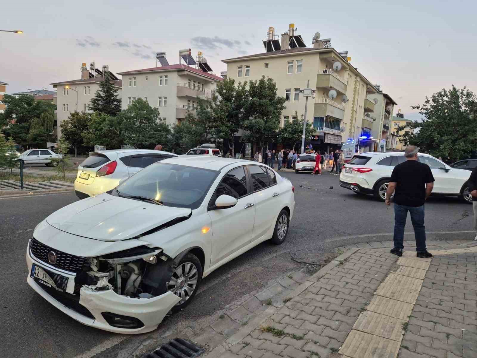 Bingöl'de trafik kazası: 2 yaralı