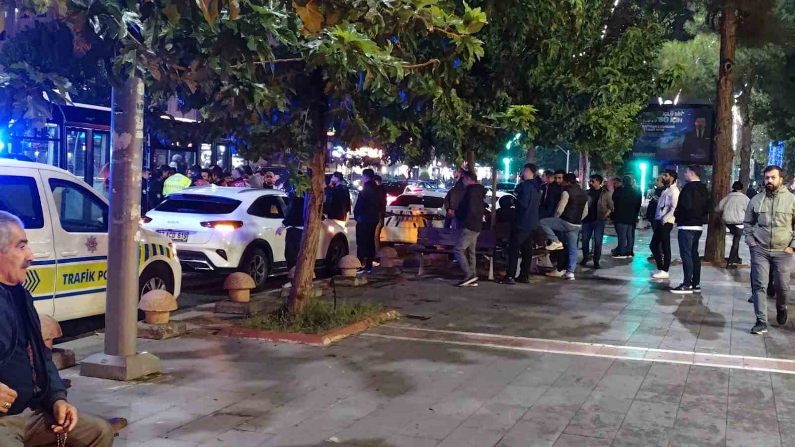 BATMAN’DA OTOMOBİL İLE BİSİKLETİN ÇARPIŞMASI SONUCU BİSİKLET SÜRÜCÜSÜ YARALANDI.