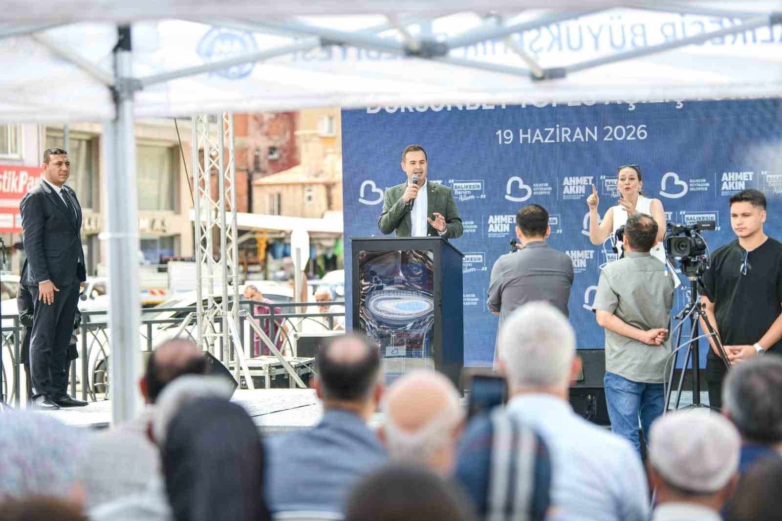 Balıkesir Büyükşehir Dursunbey’de hız kesmiyor