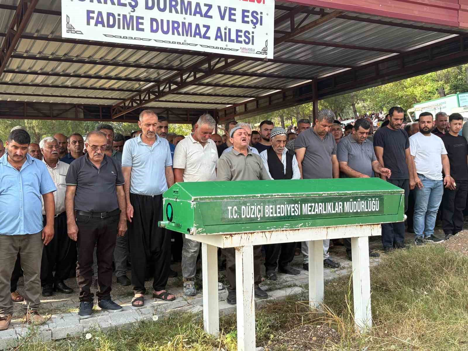 Osmaniye'de iş kazasında hayatını kaybeden stajyer öğrenci gözyaşlarıyla defnedildi