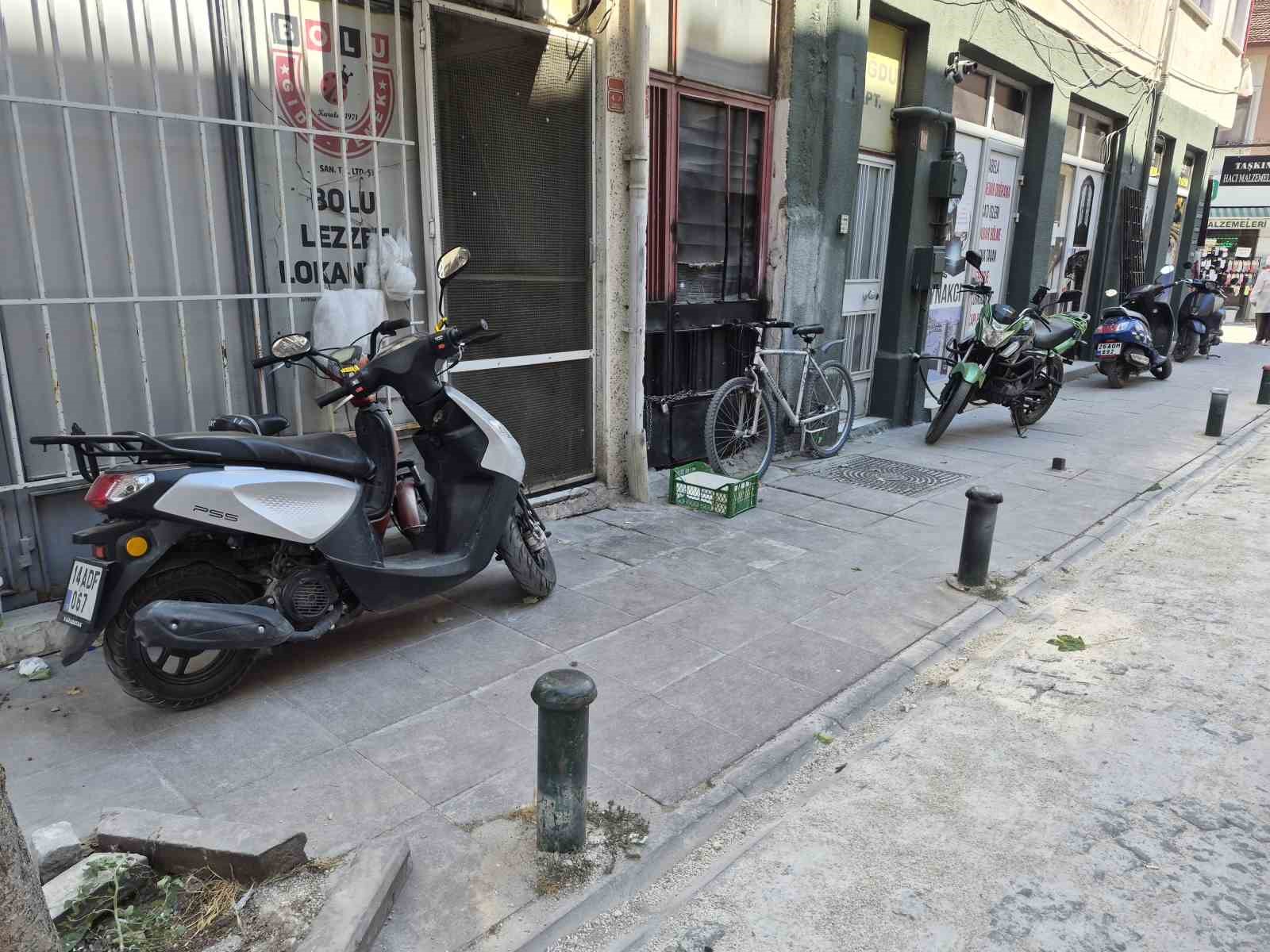 Eskişehir’de yayalar yola indi!