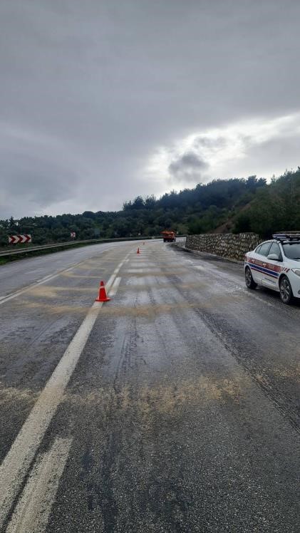 Su birikintisine karşı kaplama ve kumlama çalışması