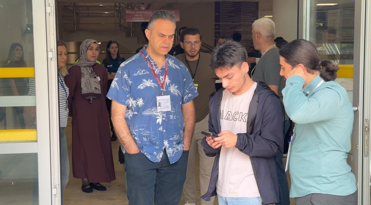 Karabük’te YKS heyecanı: 20 saniyeyle sınava yetişemedi