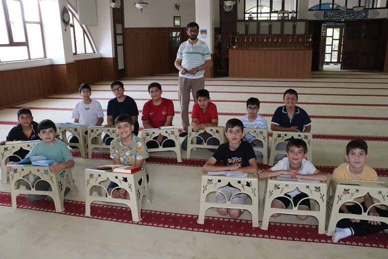 Erzincan'da yaz Kur'an kursları başladı, camiler çocuk sesleriyle şenlendi