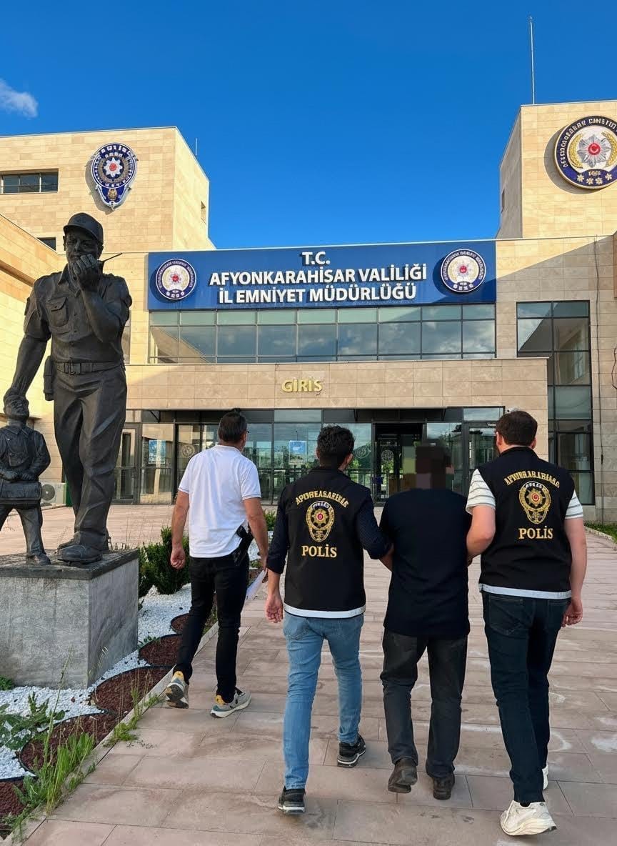 Afyonkarahisar'da kasten öldürme suçundan aranan şahıs yakalandı