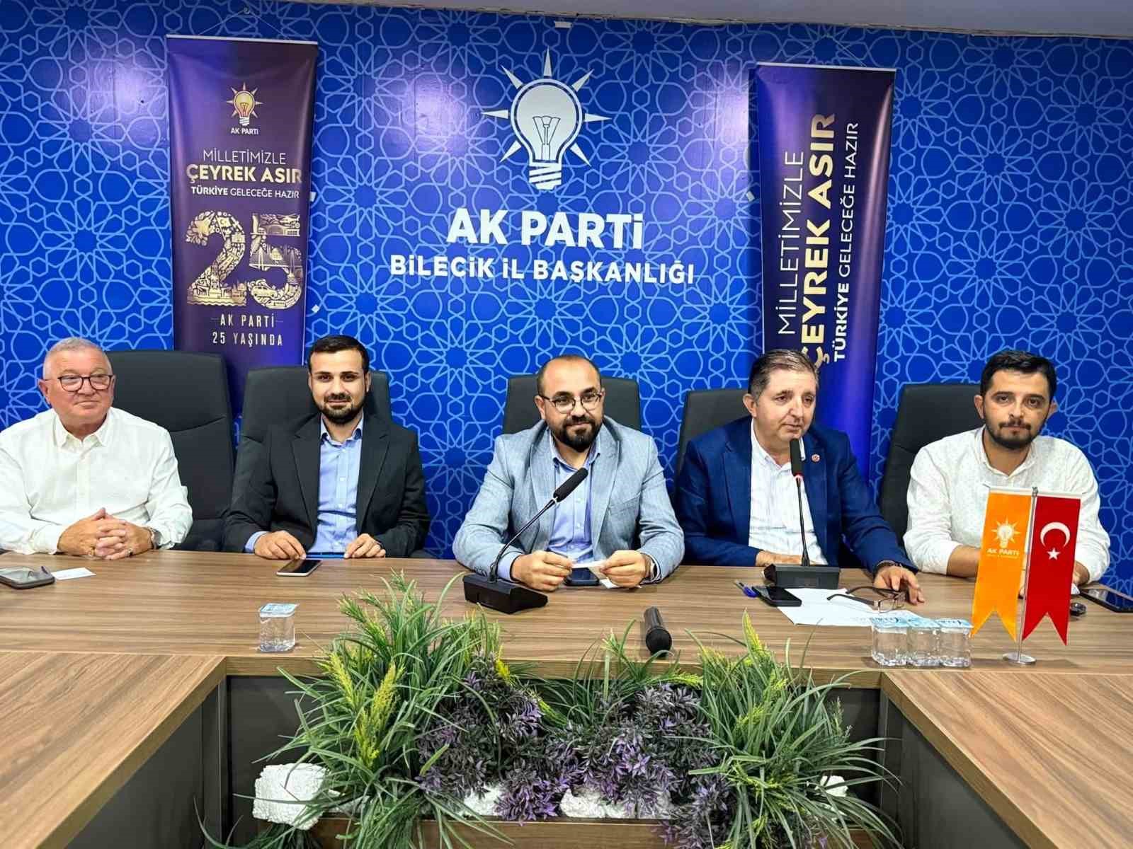 AK Parti Bilecik'te İlçe Danışma Toplantısı gerçekleştirildi