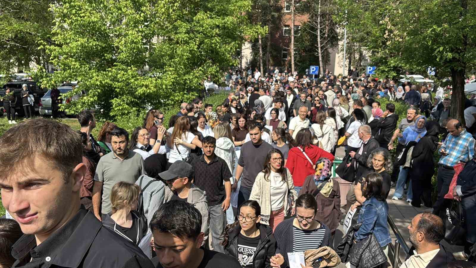 Bolu’da YKS’ye giren bir öğrenci: "Türkiye maçını izledik bütün moralimizi bozdular"