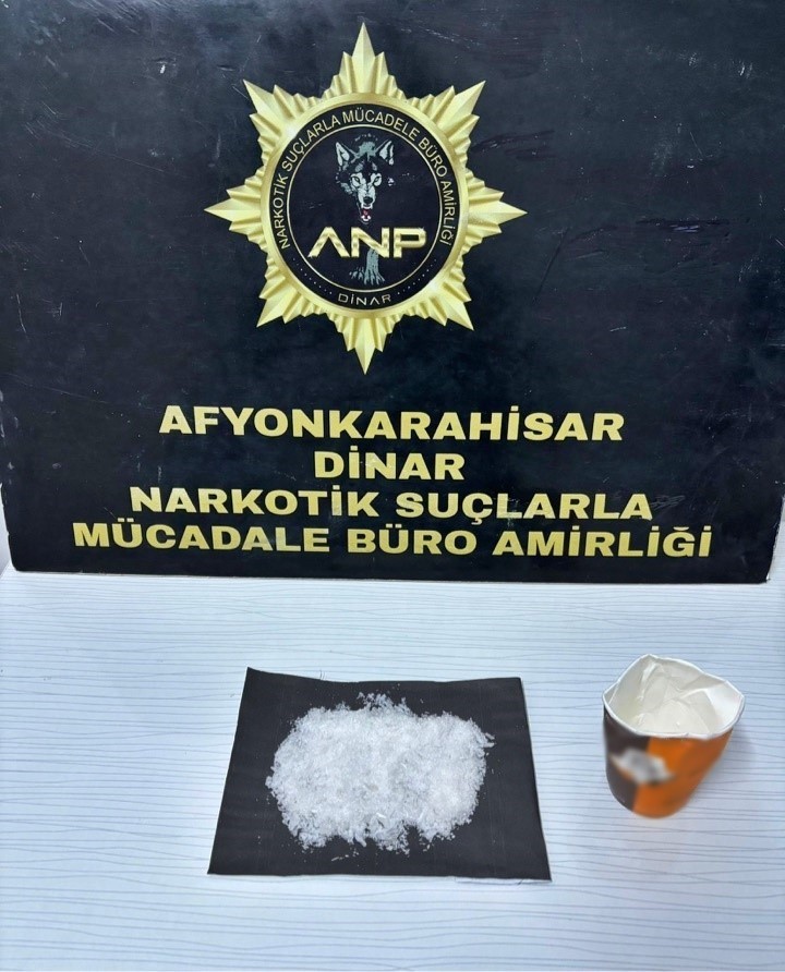 Otomobilde uyuşturucuyla yakalanan şahıs tutuklandı