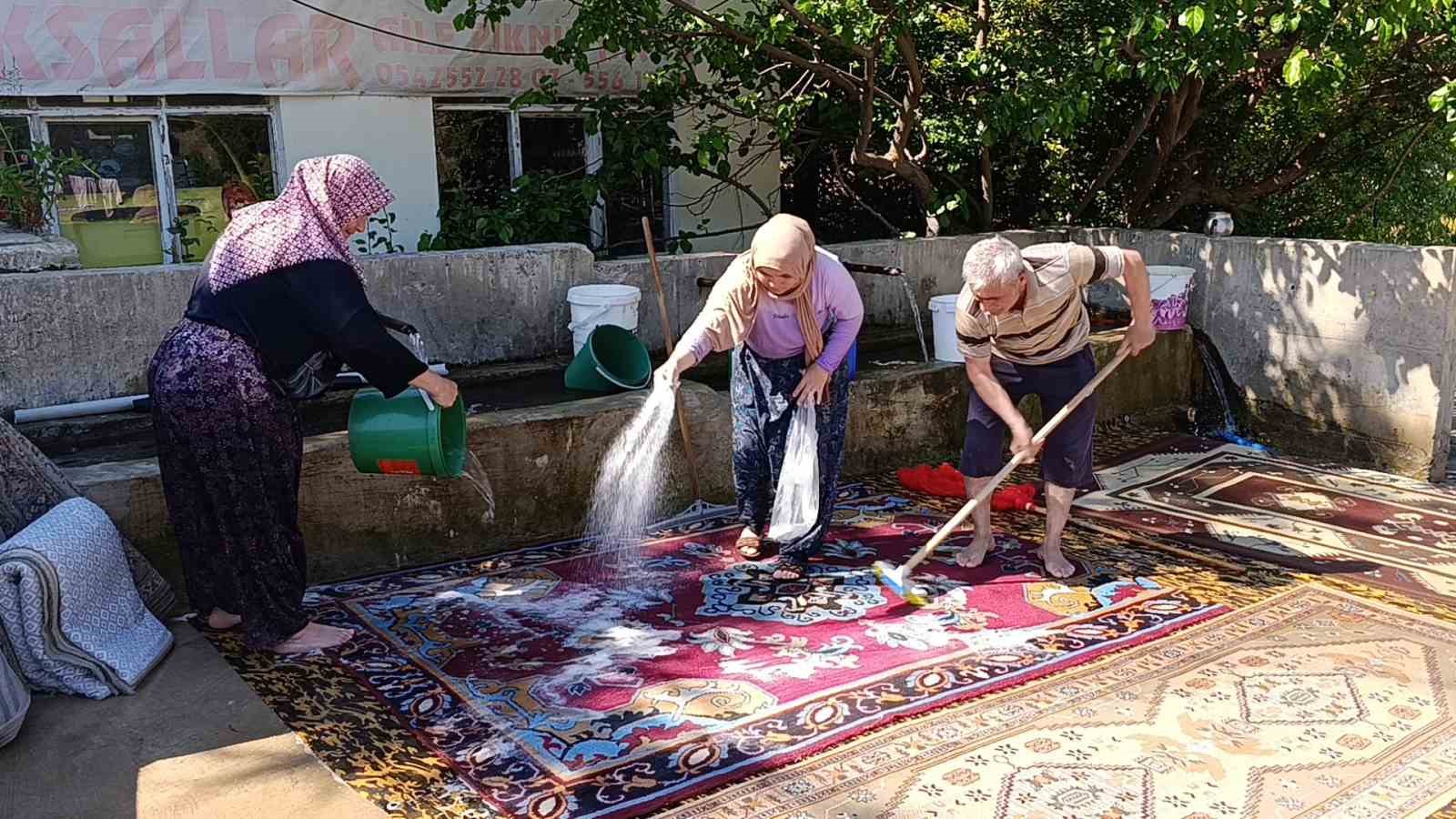 Yozgat'ta geleneksel halı yıkama mesaisi başladı