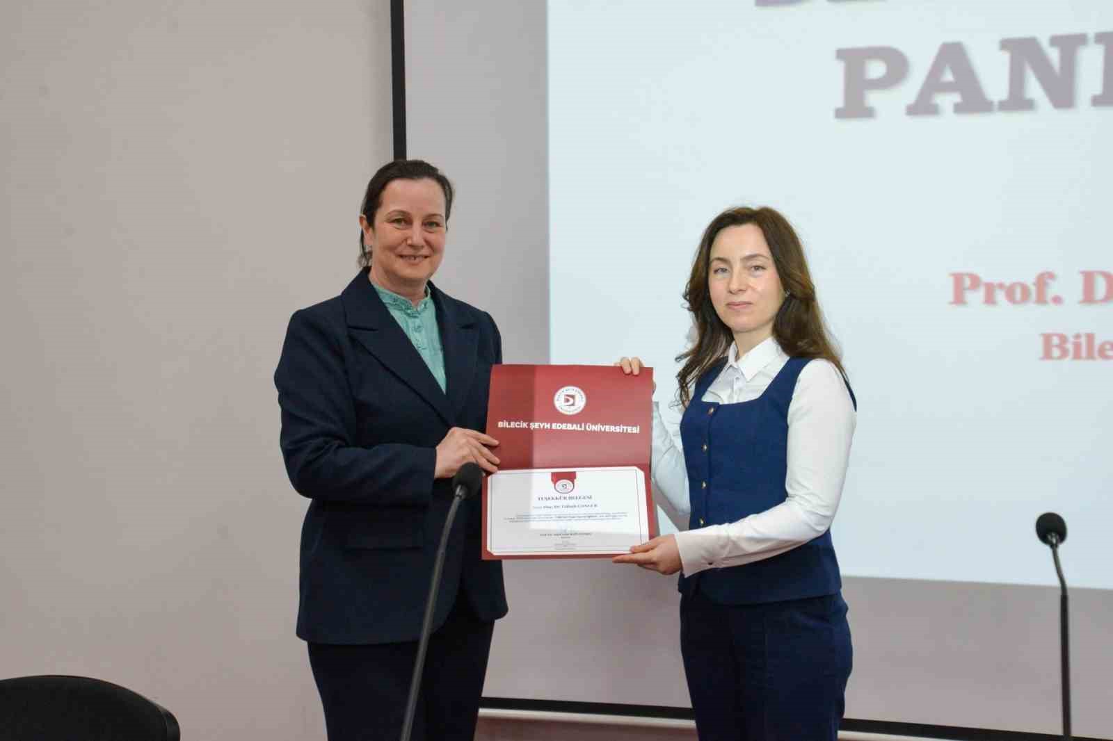 Bilecik'te 'TÜBİTAK Proje Yazma Eğitimi' gerçekleştirildi