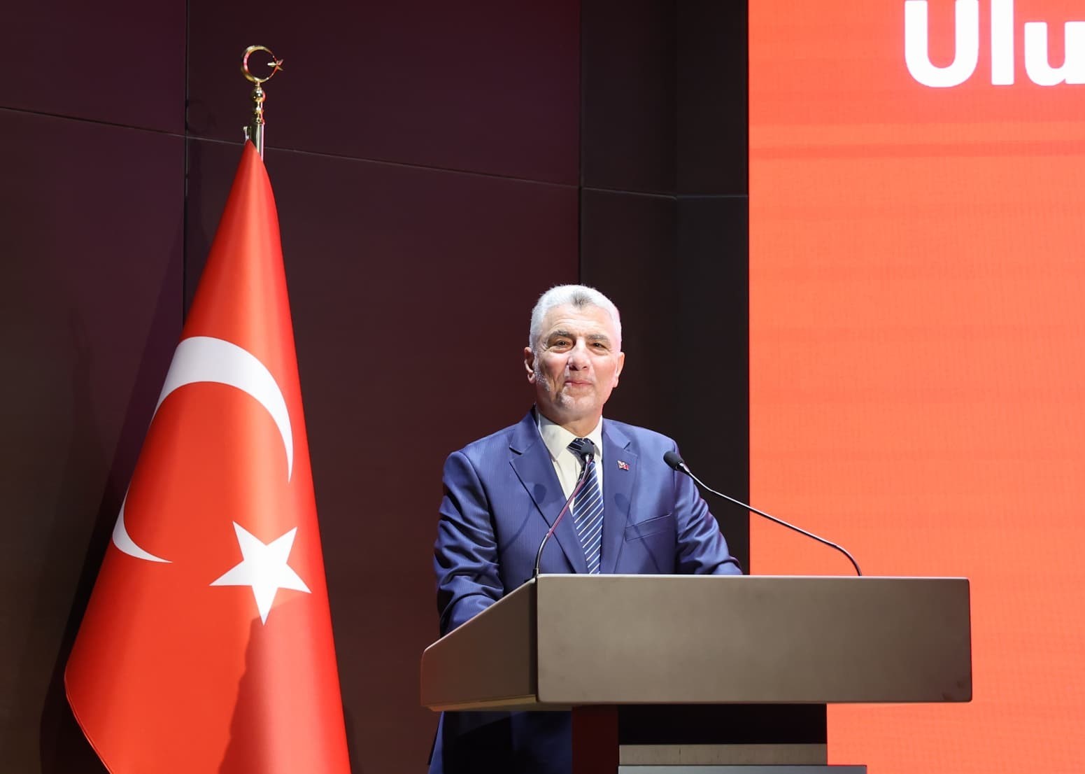 Bakan Bolat: 'Hafif ticari araç üretiminde Avrupa'da birinci sıradayız'