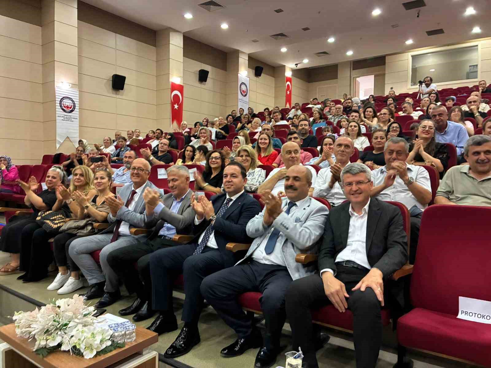 Türkülerle Türkiye Korosu’ndan unutulmaz konser