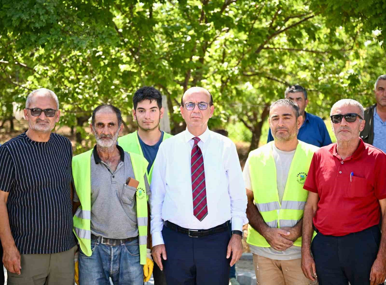 Başkan Geçit: 'Yeşilyurt'un her köşesini ihya ve imar etmeye devam ediyoruz'