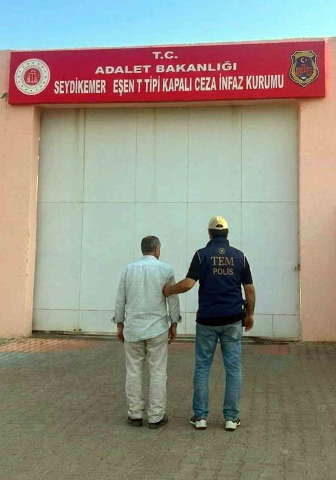 Seydikemer'de FETÖ hükümlüsü yakalandı