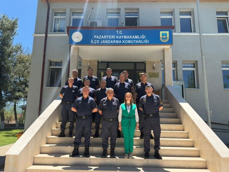 Başkan Tekin'den jandarmaya anlamlı ziyaret