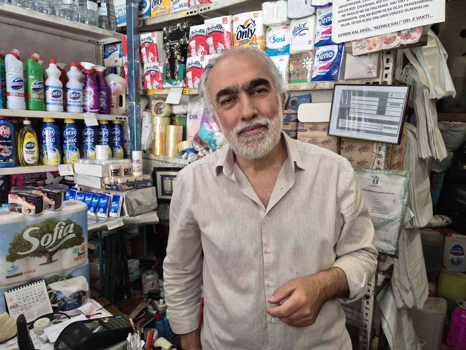 Başarısının anahtarı eşinin duası oldu