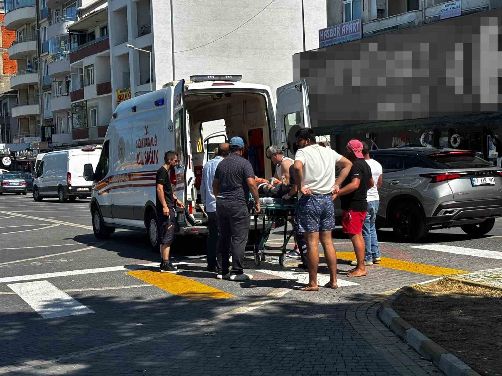 Karadeniz'de boğulmak üzereyken kurtarıldı
