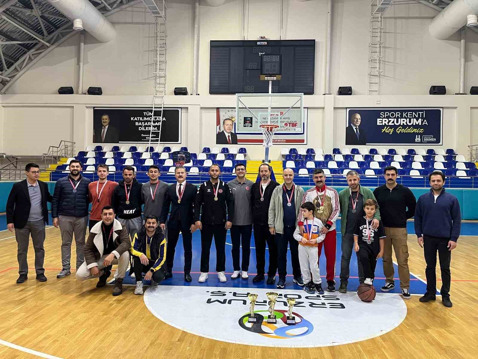 Kamuda potanın şampiyonu İl Emniyet Müdürlüğü