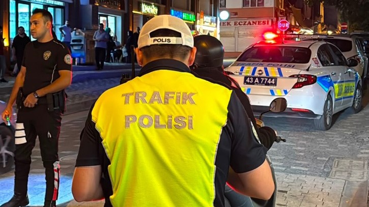 Tavşanlı’da polis her yeri didik didik aradı! 1,5 milyon liralık ceza kesildi
