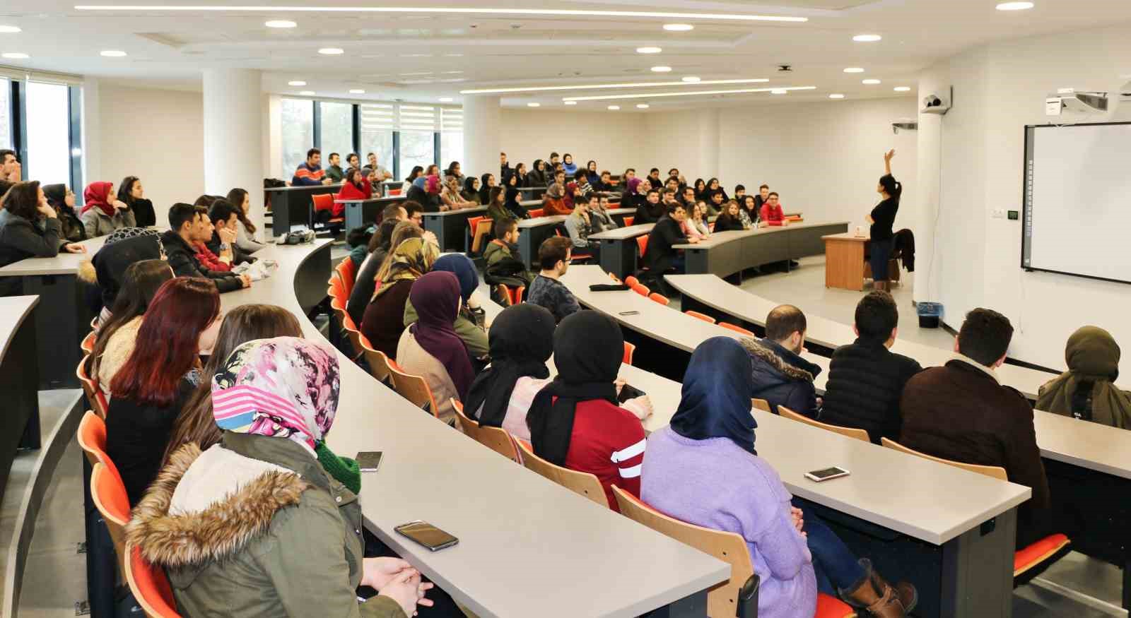 Üniversiteleriyle ilişiği kesilenler ile kazandığı programa kayıt yaptıramayanlar 9 Aralık’a kadar başvuru yapabilecek