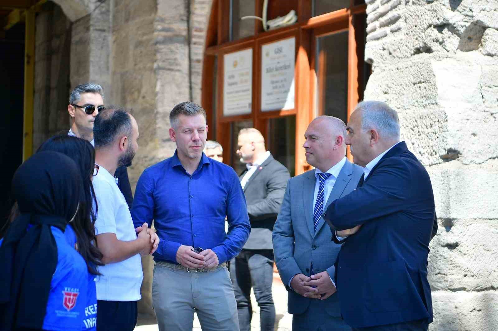 Macaristan Başbakanı Peter Magyar, Yedikule Hisarı'nı ziyaret etti