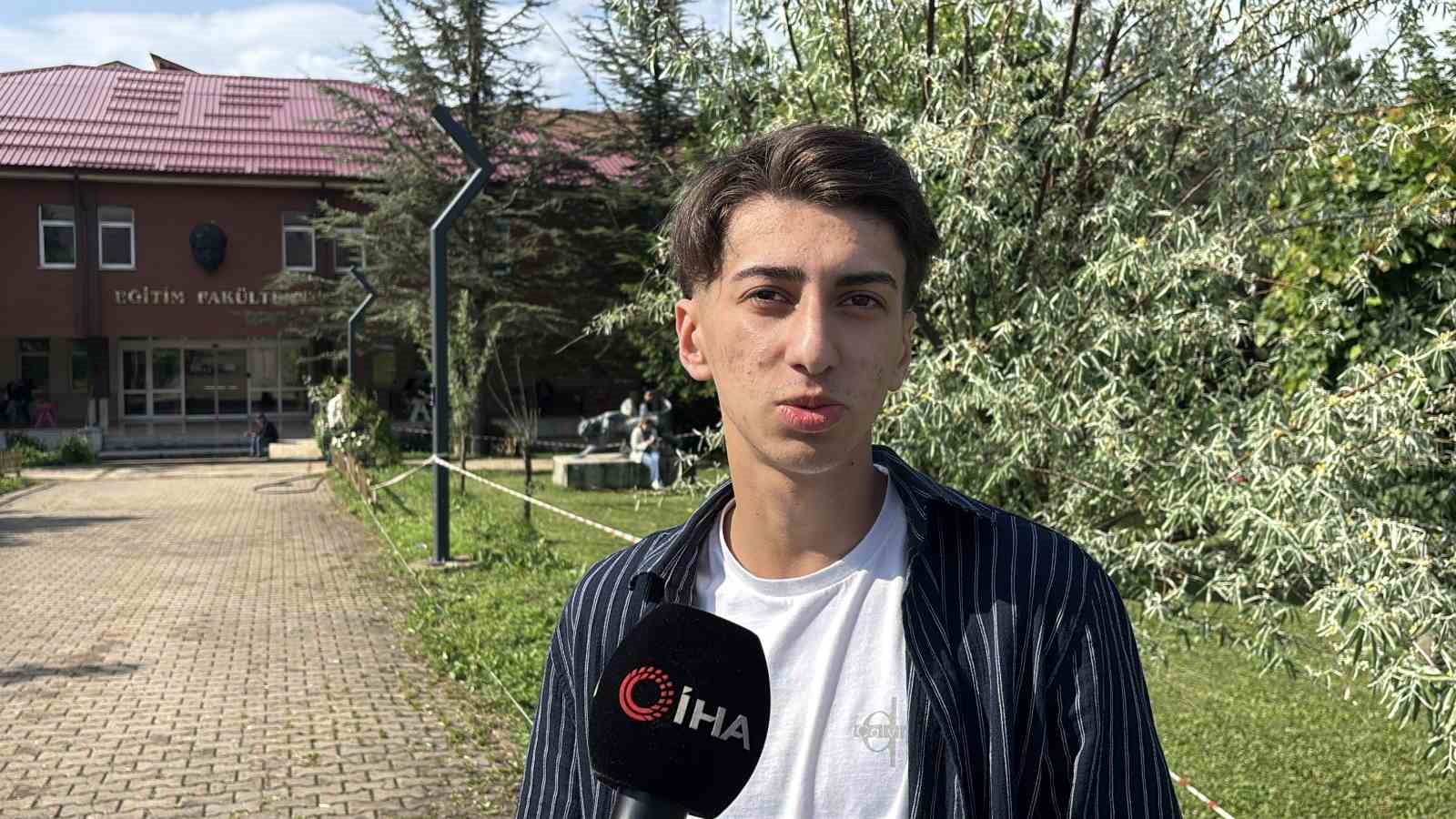 Bolu’da YKS’ye giren bir öğrenci: "Türkiye maçını izledik bütün moralimizi bozdular"