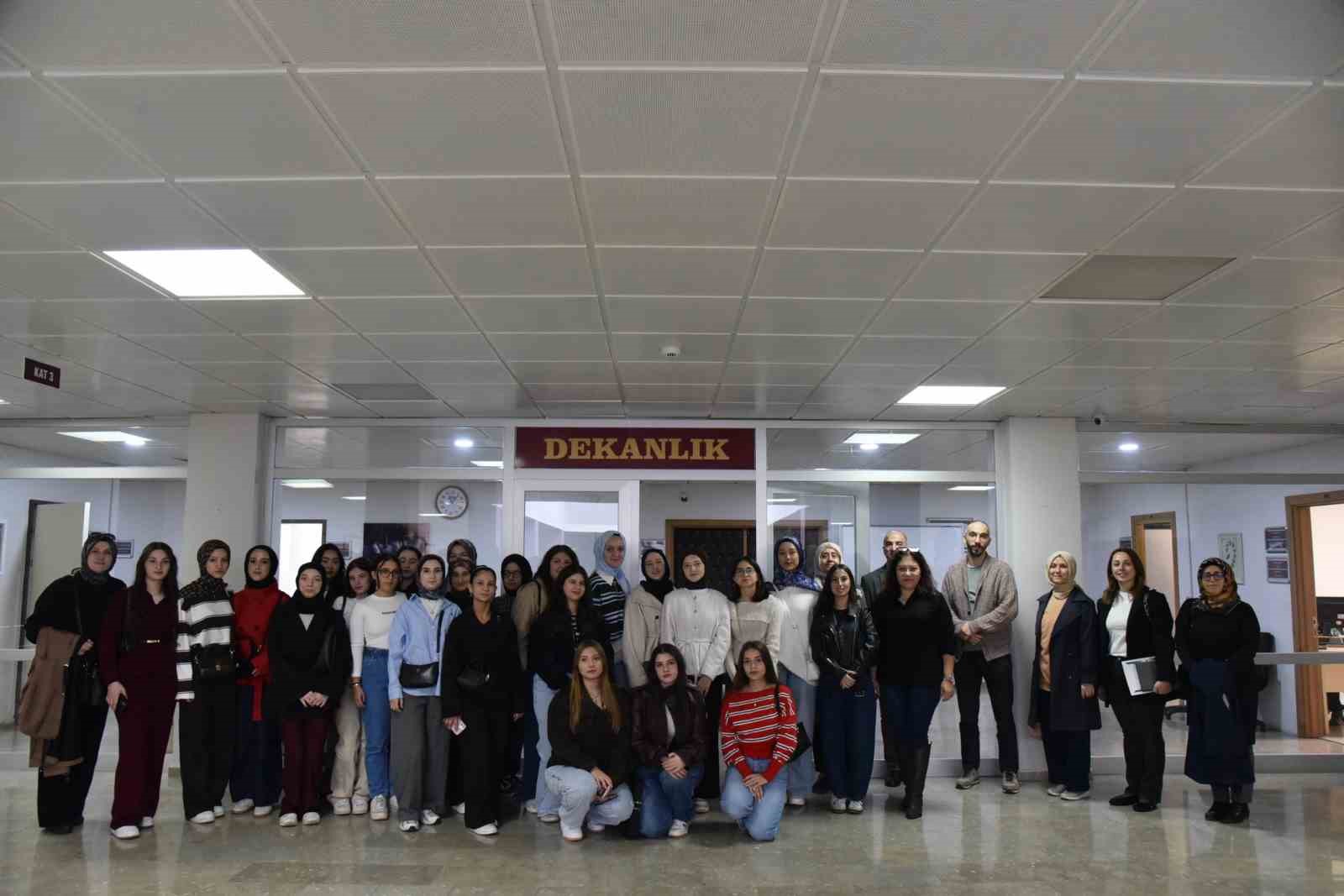 Üniversite yolunda ilk adım Düzce Üniversitesi'nde