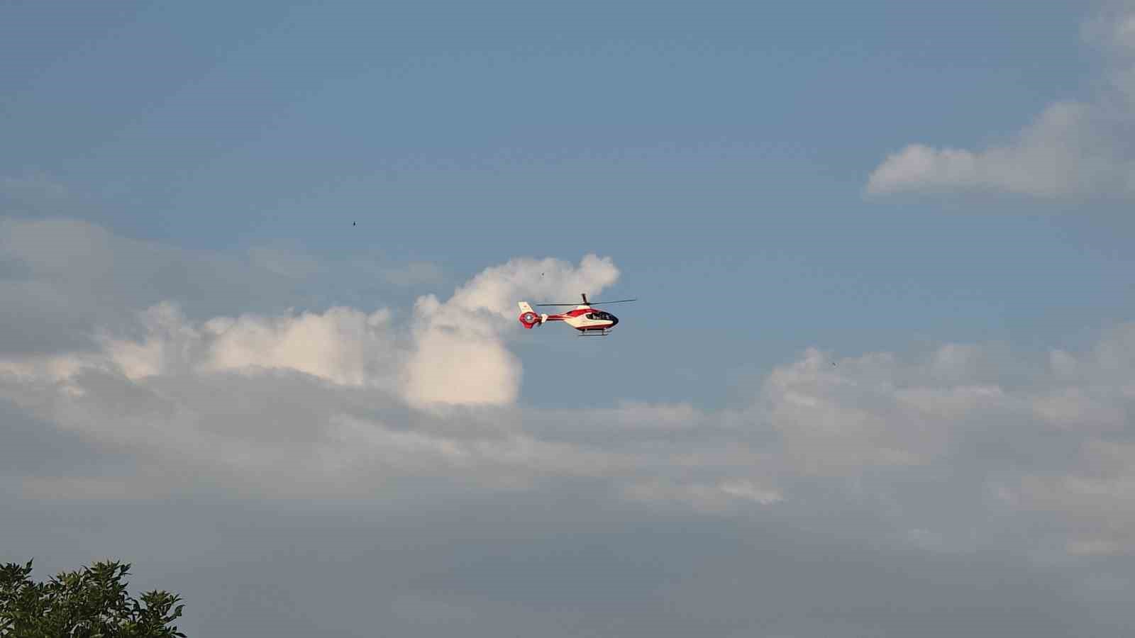 Hamile kadın ambulans helikopter ile Van'a getirildi