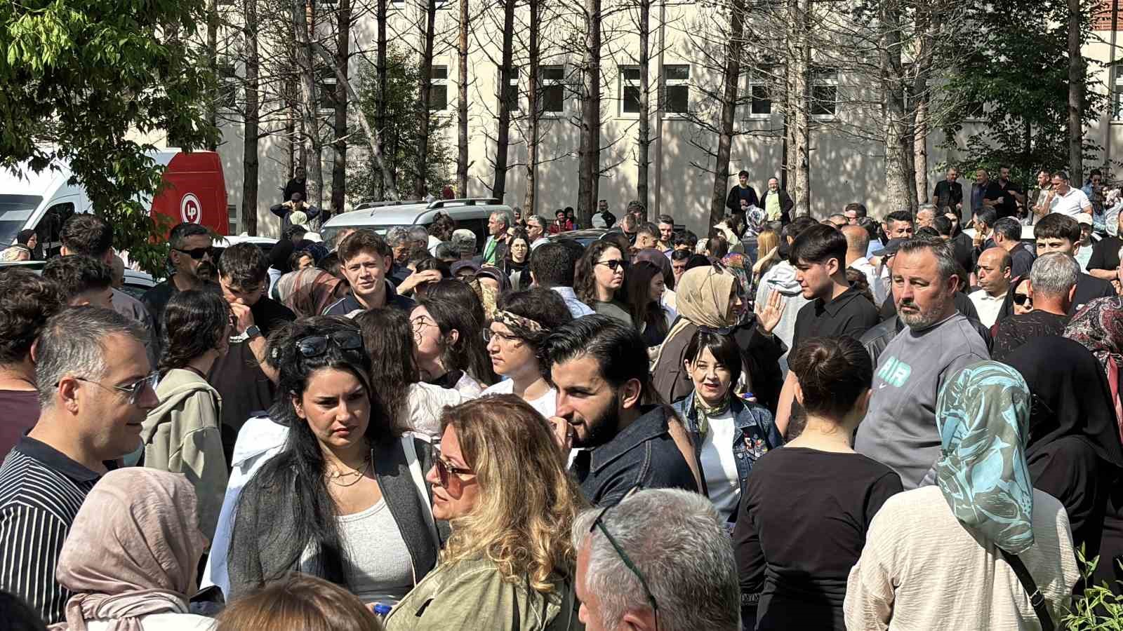 Bolu’da YKS’ye giren bir öğrenci: "Türkiye maçını izledik bütün moralimizi bozdular"
