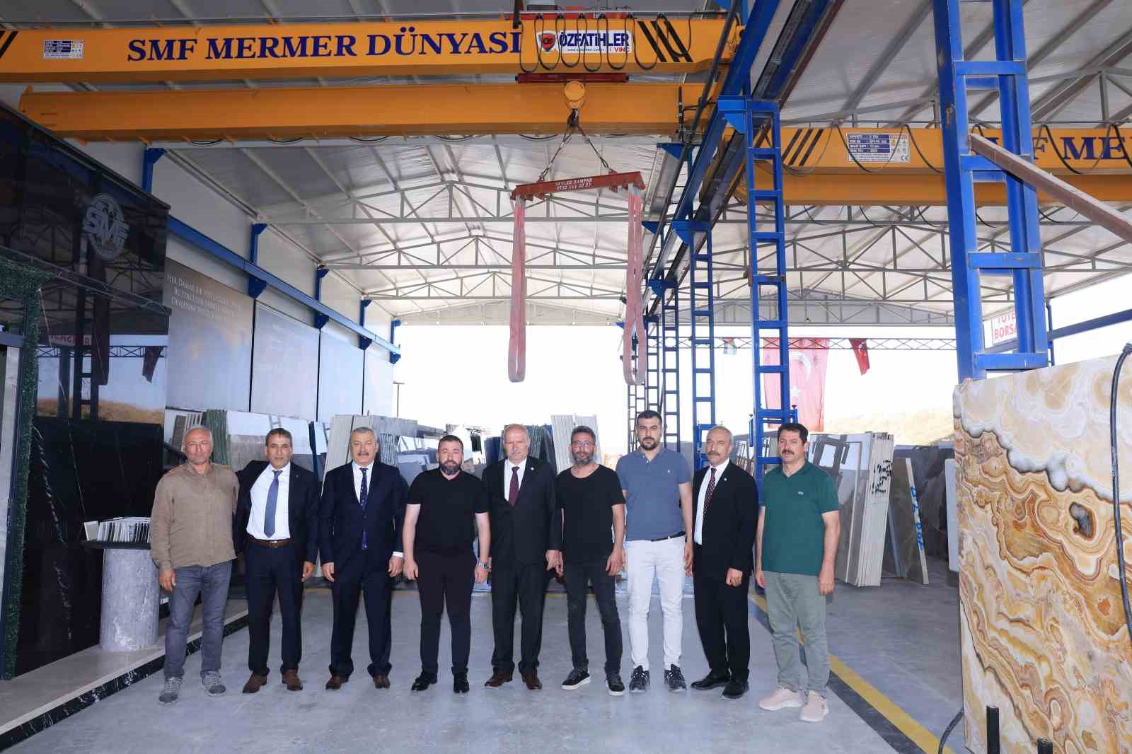 ATO Başkanı Baran, Yuvaköy Mermerciler Sitesi'nde sektör temsilcileriyle bir araya geldi