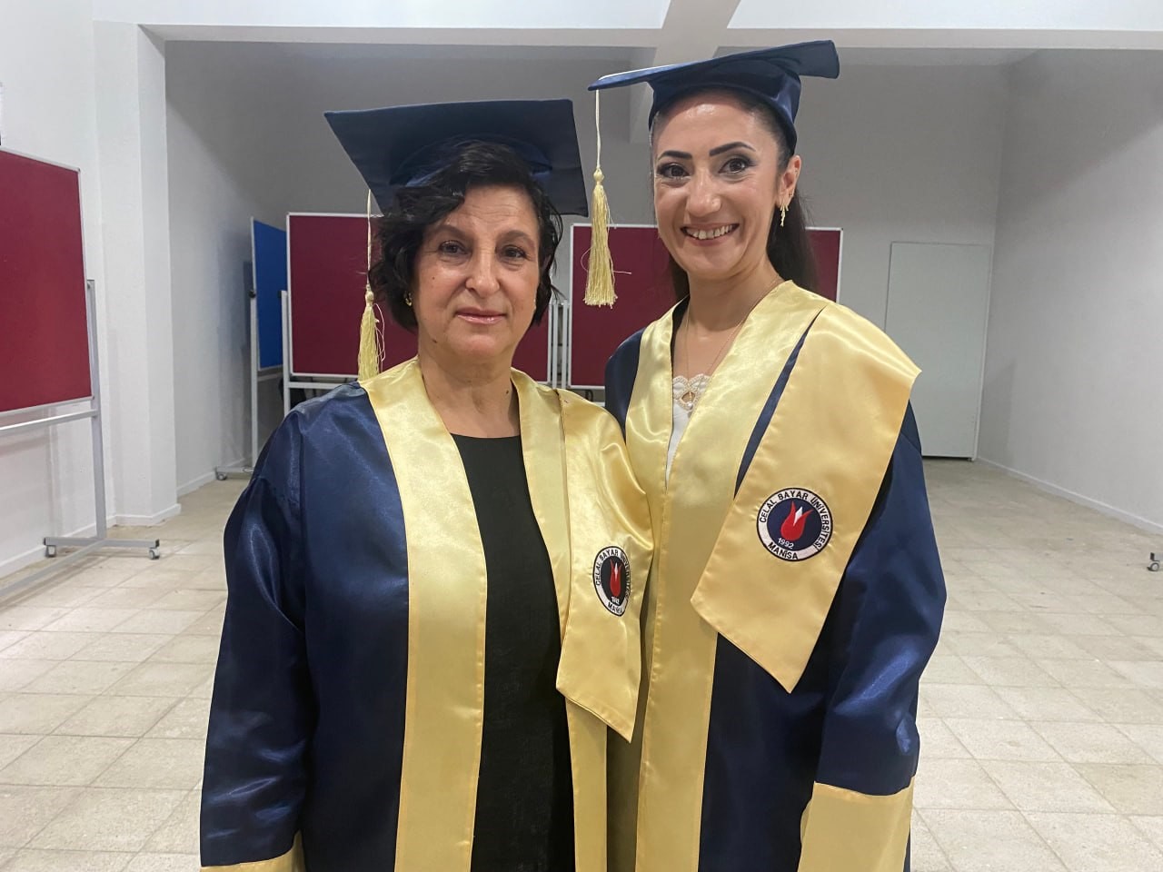 Üniversite hayalini 56 yaşında gerçekleştirdi