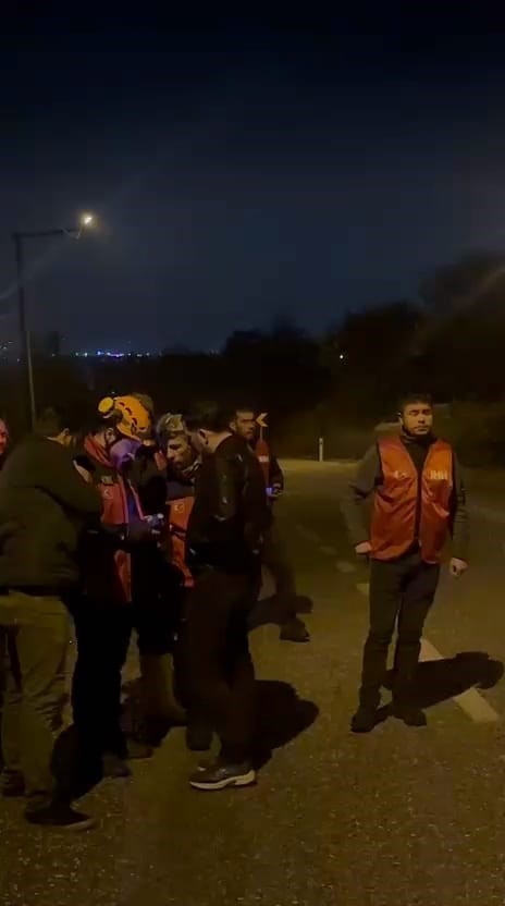 BURSA’NIN İNEGÖL İLÇESİNDE 4 GÜNDÜR KENDİSİNDEN HABER ALINAMAYAN 33 YAŞINDAKİ EMRAH GEDİK’İ BULMAK İÇİN ARAMA ÇALIŞMALARI DEVAM EDİYOR.